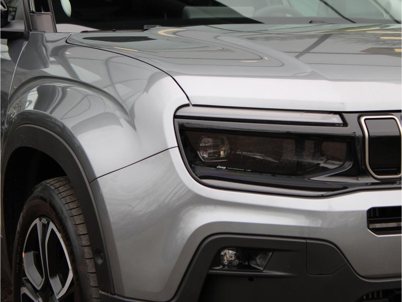 Jeep Avenger 1.2 e-Hybrid Summit VOORRAAD KORTING