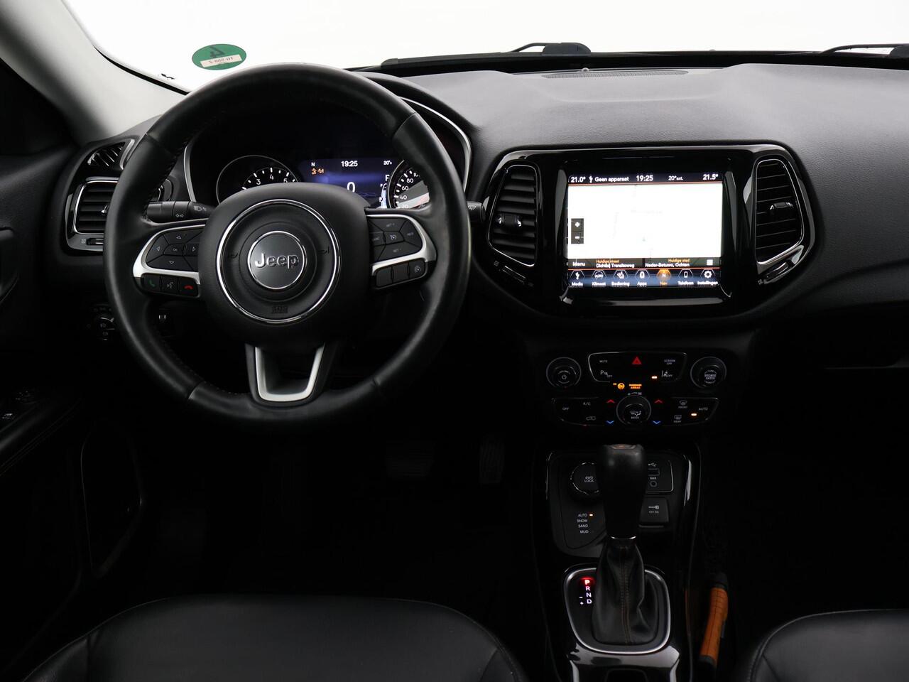 Jeep COMPASS 1.4 MULTIAIR 170 PK AUT. 4X4 LIMITED + BEATS AUDIO | APPLE CARPLAY | STUURVERWARMING