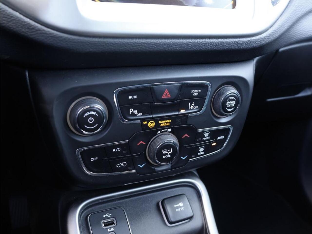 Jeep COMPASS 1.4 MultiAir Longitude | Navi | Apple Car Play | Cruise Control | Camera |