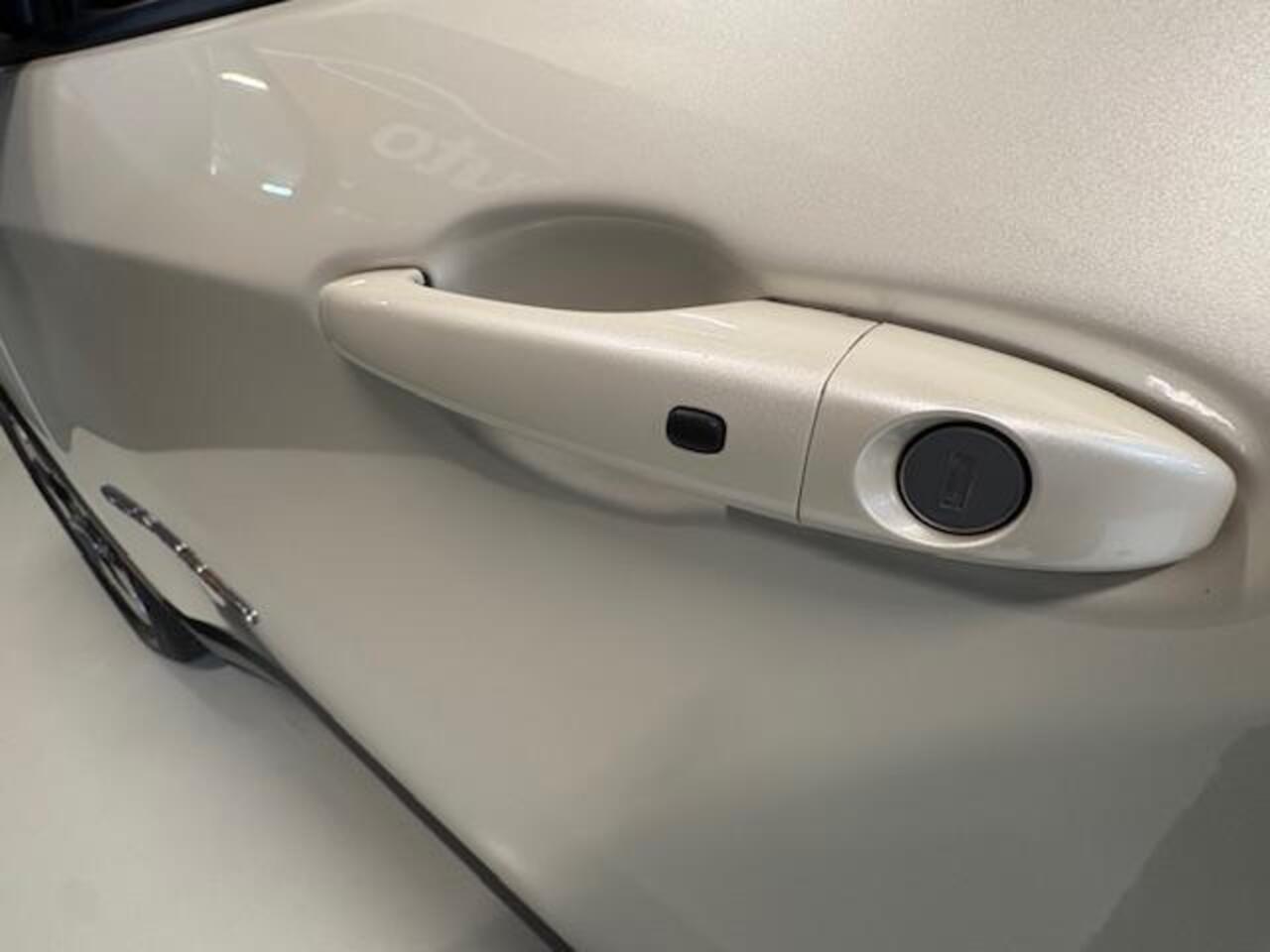 Jeep COMPASS 1.4 MultiAir 170pk Limited 4x4 Automaat Apple carplay, stoel/stuurverwarming, Beats audio Drivers assist pack, Xenon