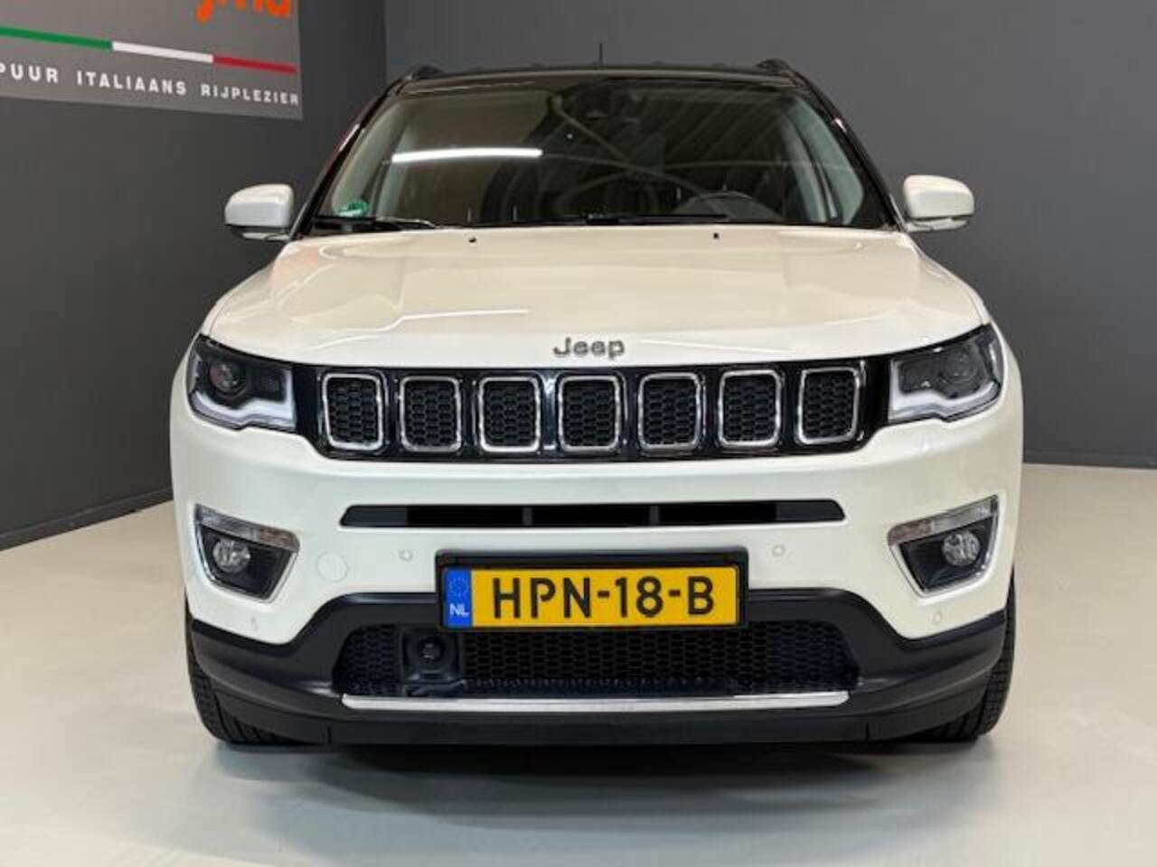 Jeep COMPASS 1.4 MultiAir 170pk Limited 4x4 Automaat Apple carplay, stoel/stuurverwarming, Beats audio Drivers assist pack, Xenon