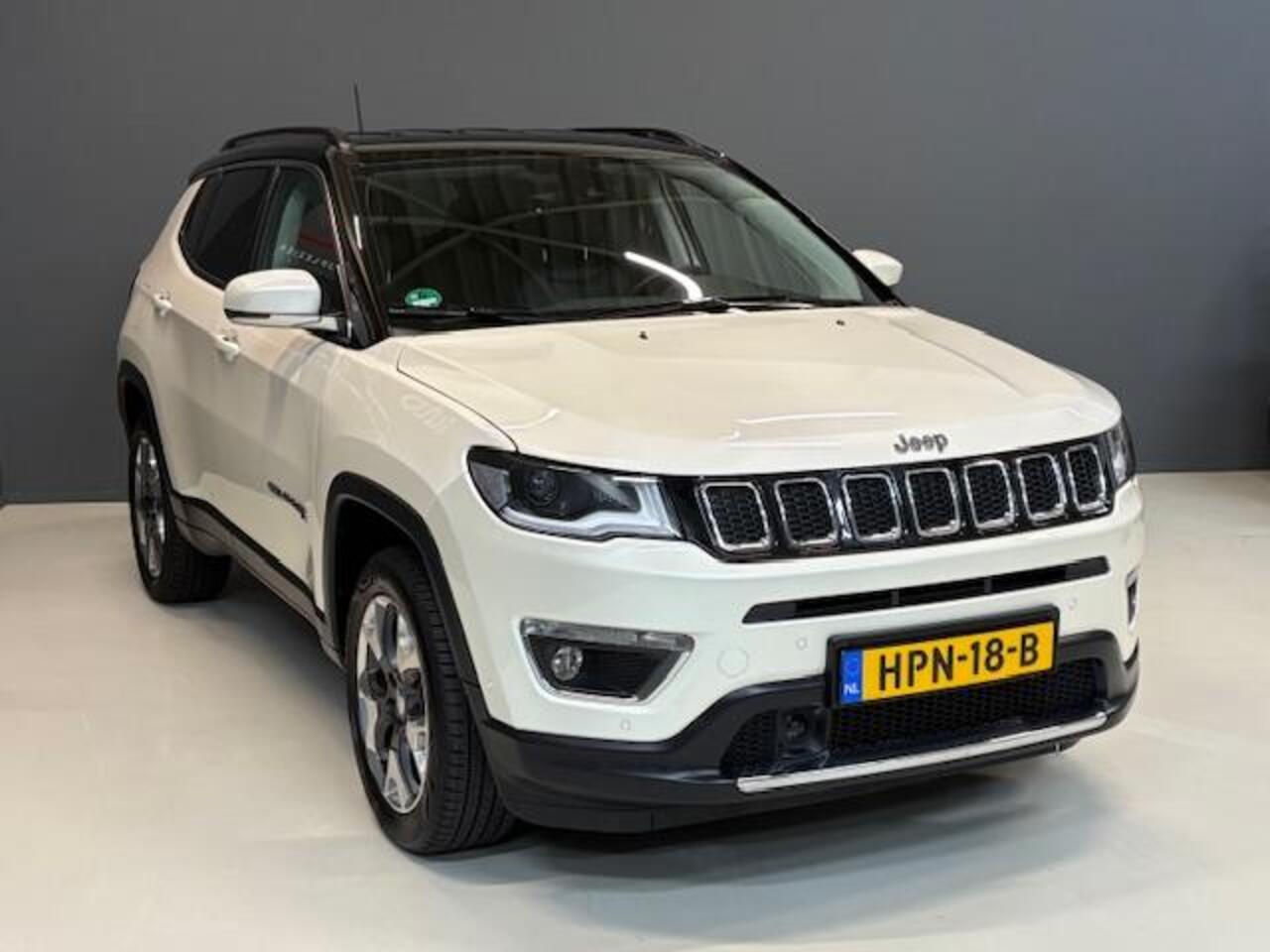 Jeep COMPASS 1.4 MultiAir 170pk Limited 4x4 Automaat Apple carplay, stoel/stuurverwarming, Beats audio Drivers assist pack, Xenon
