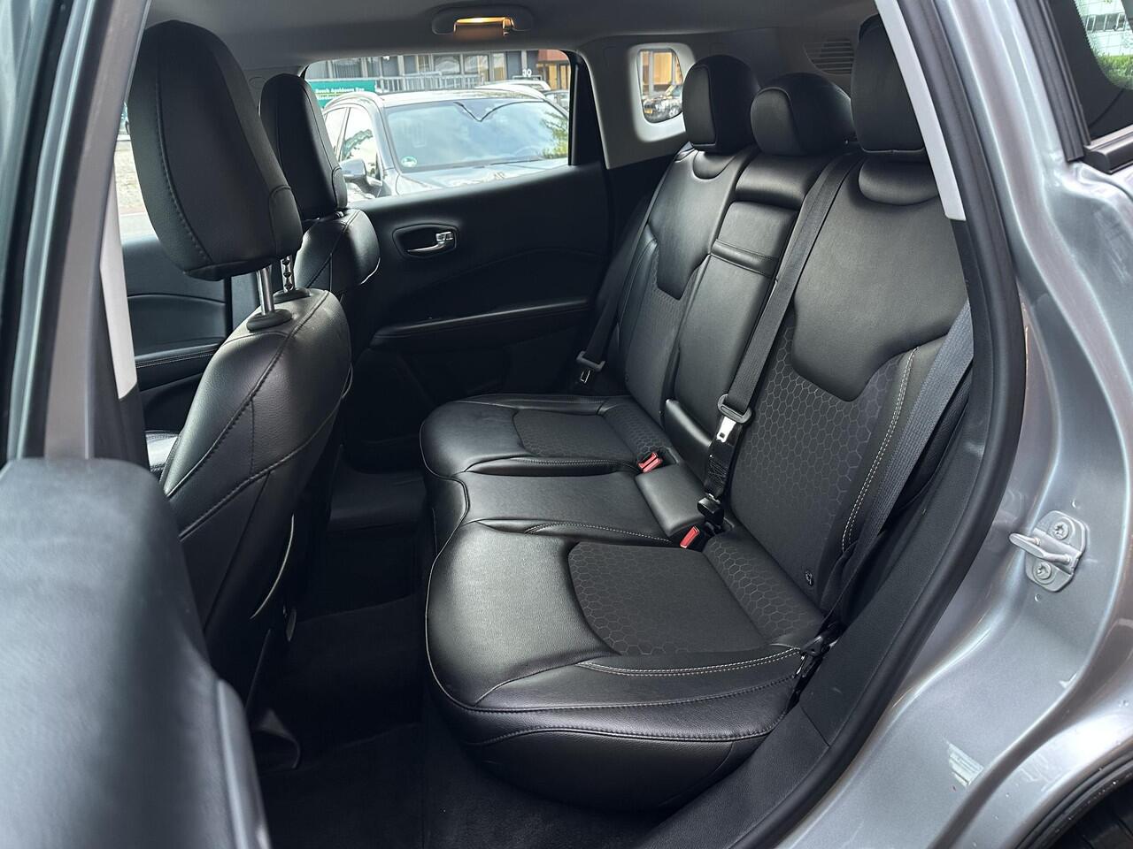 Jeep COMPASS 1.4 MultiAir Longitude Cruise Lane Assist Camera DAB+ Leer/Stof 17''LM Trekhaak