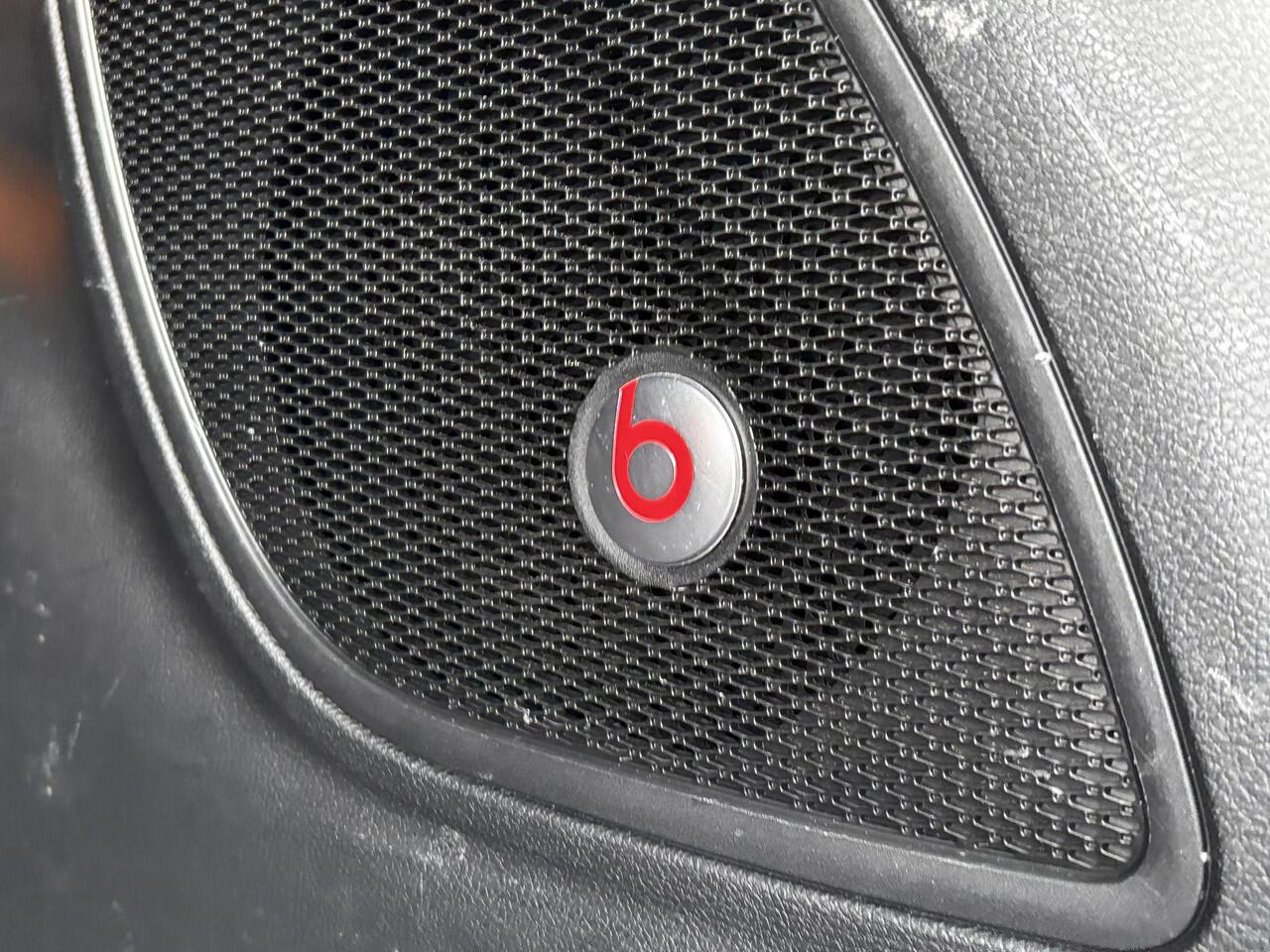 Jeep COMPASS 1.4 MultiAir Opening Edition Plus | Leder | Beats Audio | Stoel- & Stuurverwarming | Navigatie | Elek. Verstelbare Stoelen | Xenon |