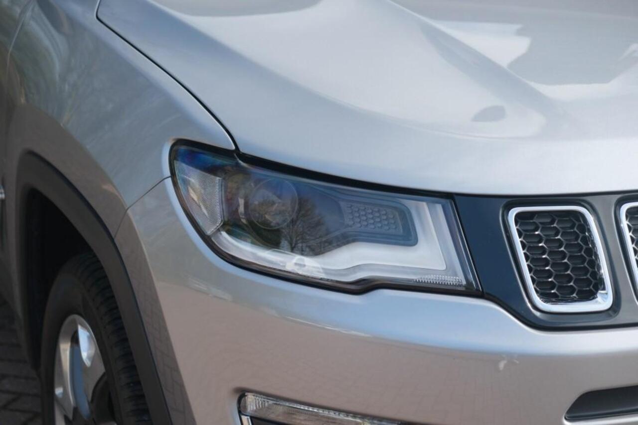 Jeep COMPASS 1.4 MultiAir 170pk 4x4 Aut. Limited | Navi | App Connect | Winter Pack | Leather Pack | Keyless | Beats Audio | Camera
