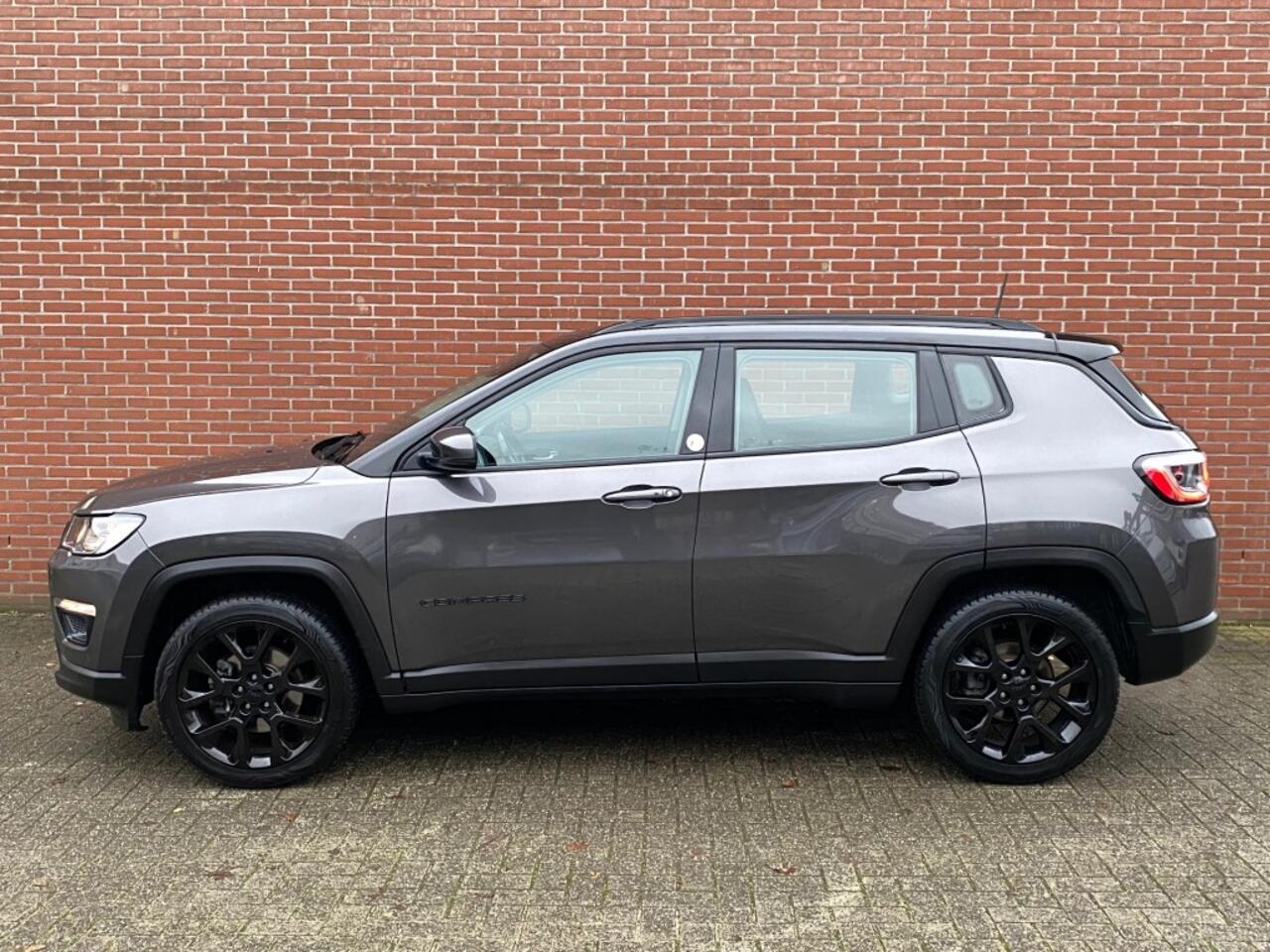 Jeep COMPASS 1.3T NIGHT EAGLE L.ED NAV CRUISE CAMERA CARPLAY PDC LMV