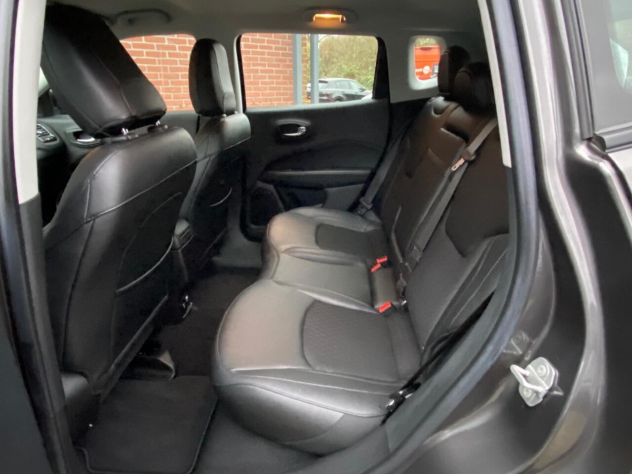 Jeep COMPASS 1.3T NIGHT EAGLE L.ED NAV CRUISE CAMERA CARPLAY PDC LMV