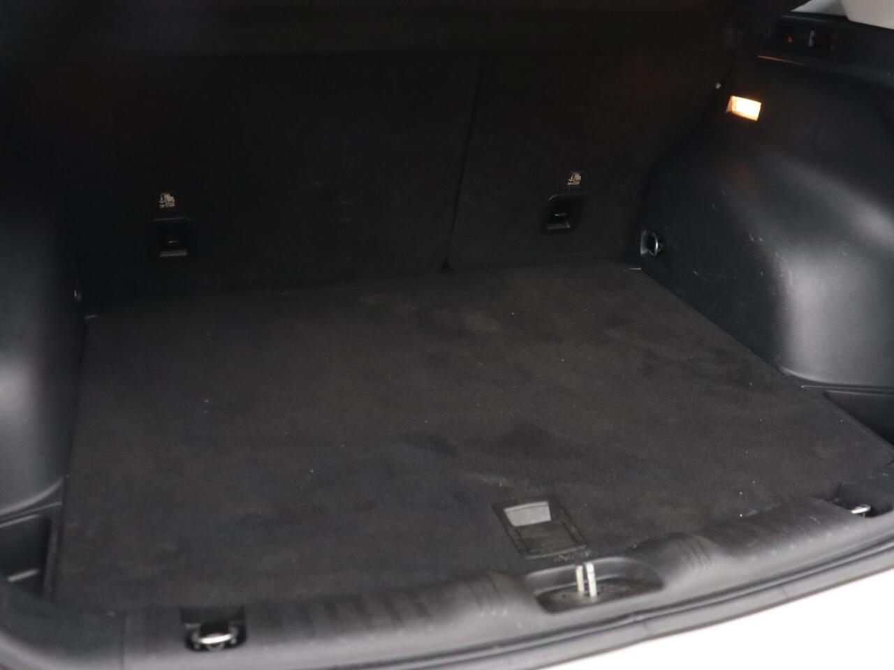 Jeep COMPASS 1.3T Longitude | Automaat | Trekhaak | Keyless | Carplay | Climate control | Parkeerhulp | Cruise control | DAB | Bluetooth