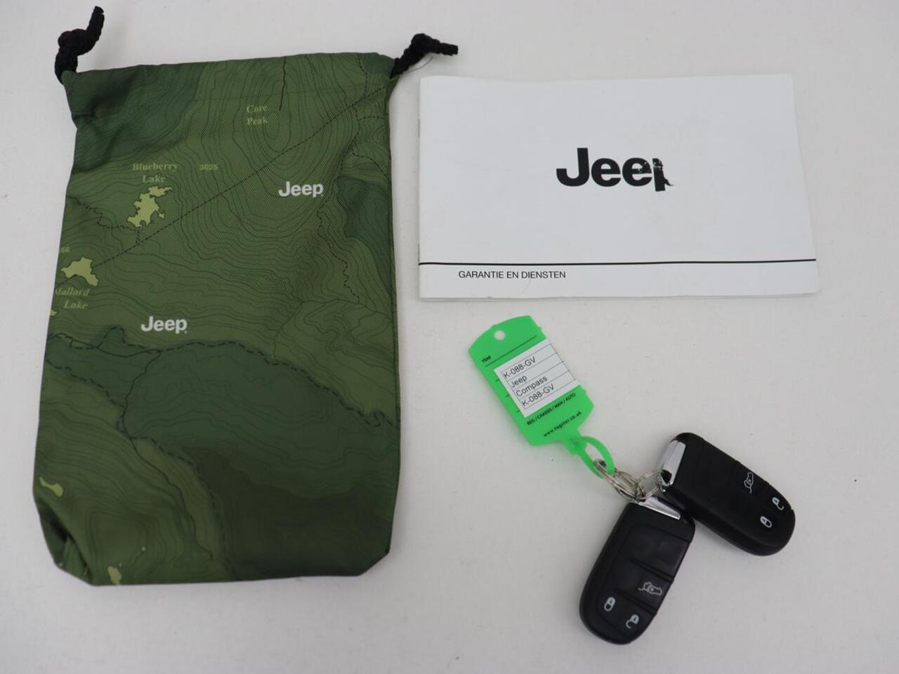 Jeep COMPASS 1.3T Longitude | Automaat | Trekhaak | Keyless | Carplay | Climate control | Parkeerhulp | Cruise control | DAB | Bluetooth