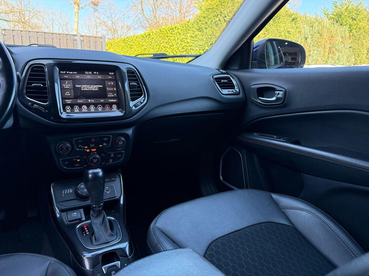 Jeep COMPASS 4xe 190 Plug-in Hybrid Electric Limited Business