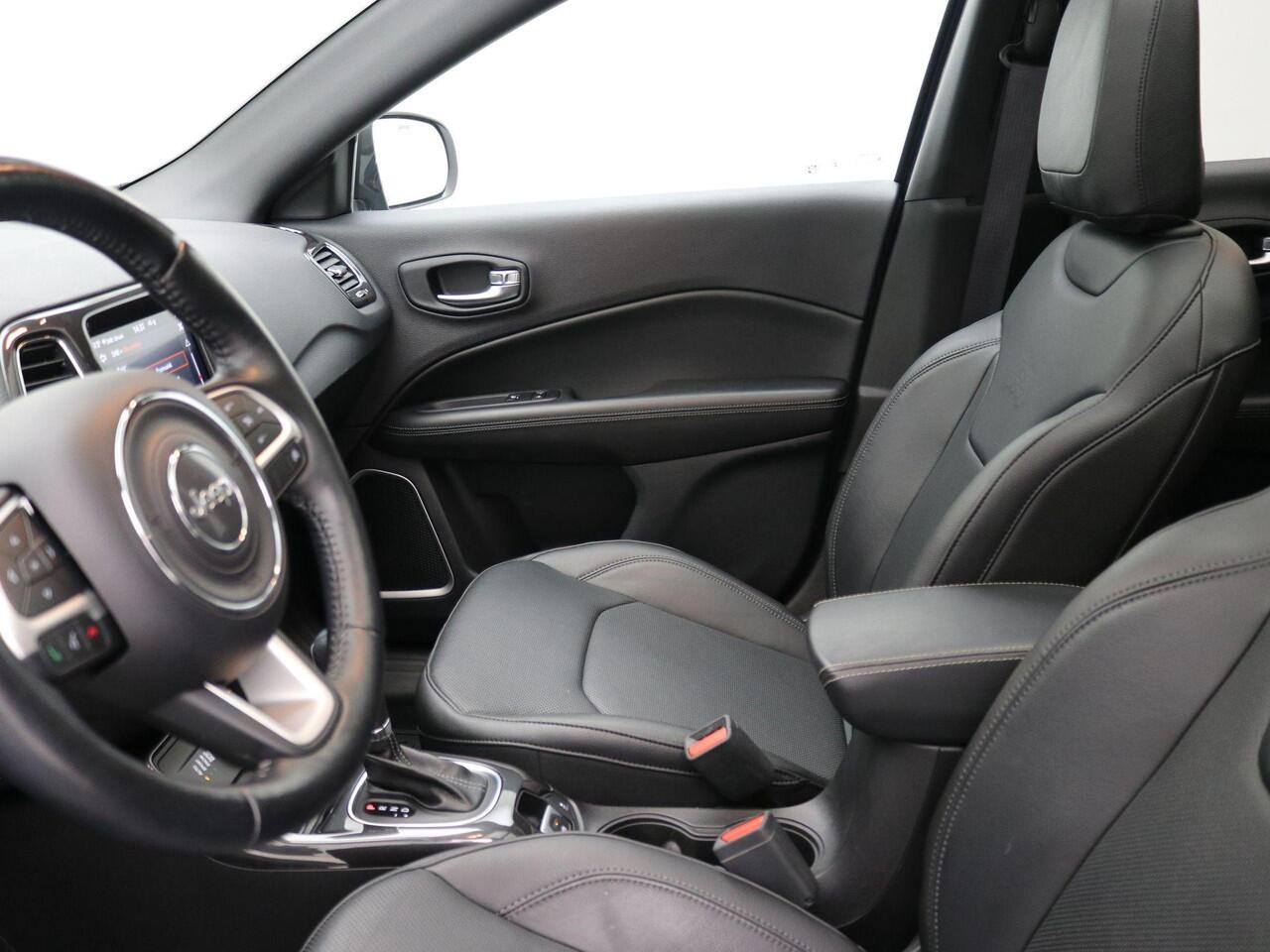 Jeep COMPASS 4xe 240 Plug-in Hybrid Electric Trailhawk / SOH 90% / Afneembare trekhaak / Achteruitrijcamera / Apple carplay / Android auto /