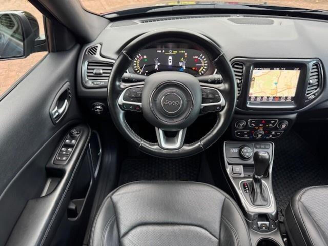 Jeep COMPASS 4xe 240 Plug-in Hybrid 180PK TRAILHAWK/PANO/LEER/LED