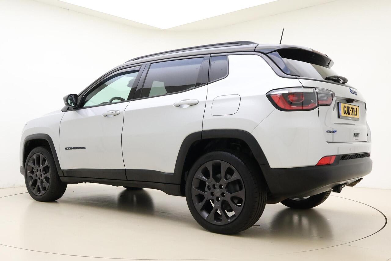 Jeep COMPASS 4xe 240 Plug-in Hybrid Electric Trailhawk Automaat | Lederen bekleding | Navigatie | Stoel & Stuurverwarming | Zwart dak | Camera | Afneembare trekhaak