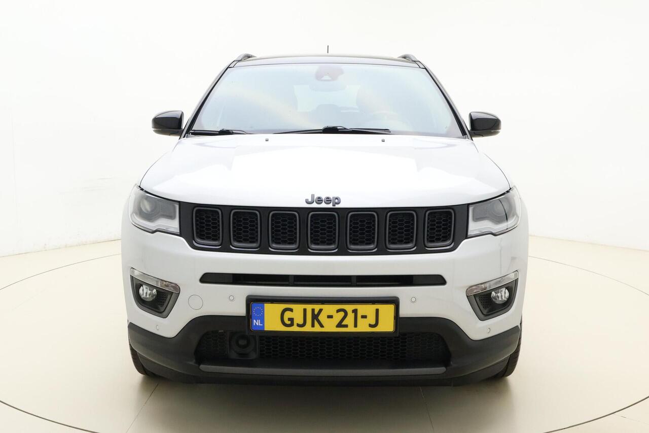 Jeep COMPASS 4xe 240 Plug-in Hybrid Electric Trailhawk Automaat | Lederen bekleding | Navigatie | Stoel & Stuurverwarming | Zwart dak | Camera | Afneembare trekhaak