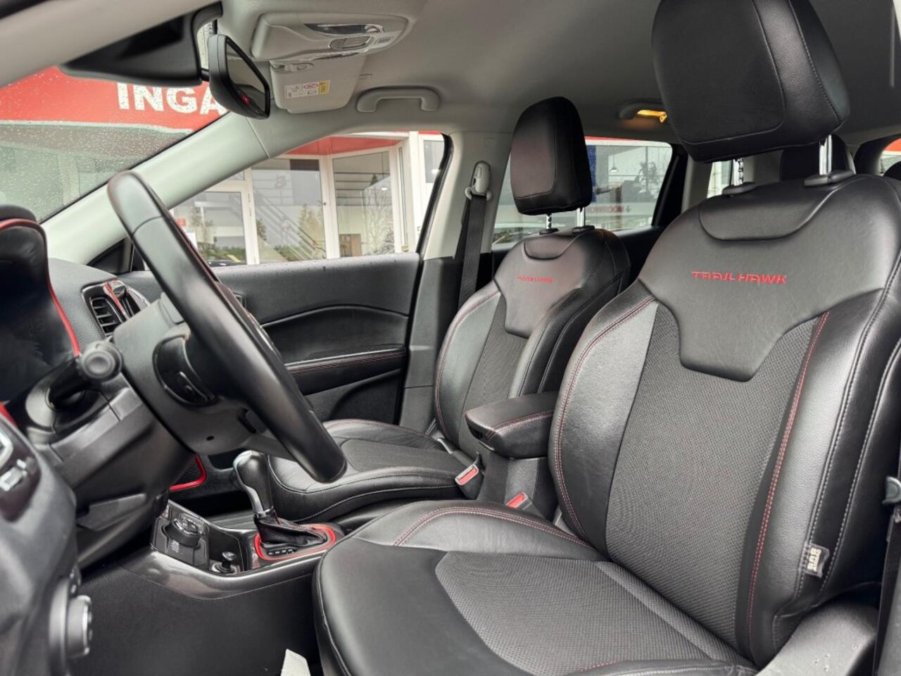 Jeep COMPASS 4xe 240 PLUG-IN HYBRID 240PK AUT. TRAILHAWK HALF-LEER NAVI CAMERA TREKHAAK CARPLAY