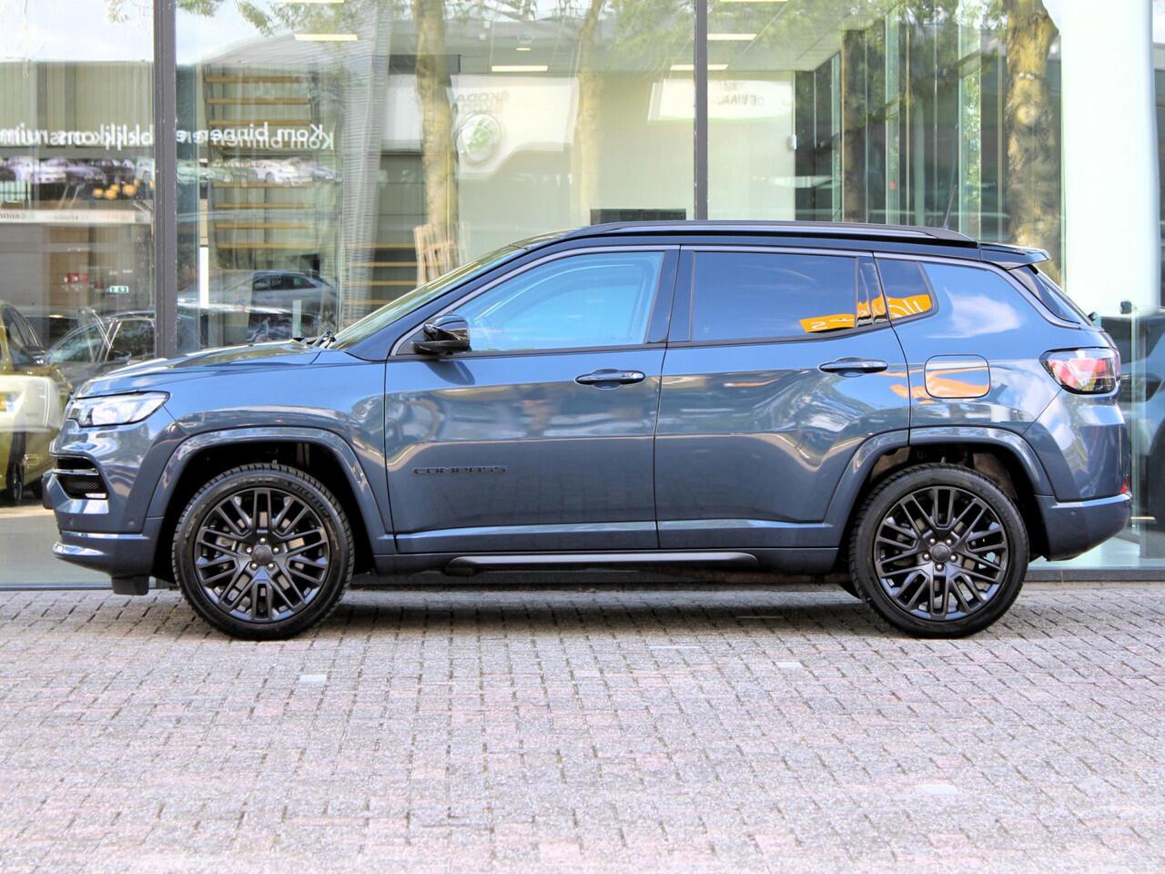 Jeep COMPASS 4xe 240 Plug-in Hybrid Electric S | Navi / Camera / Leder