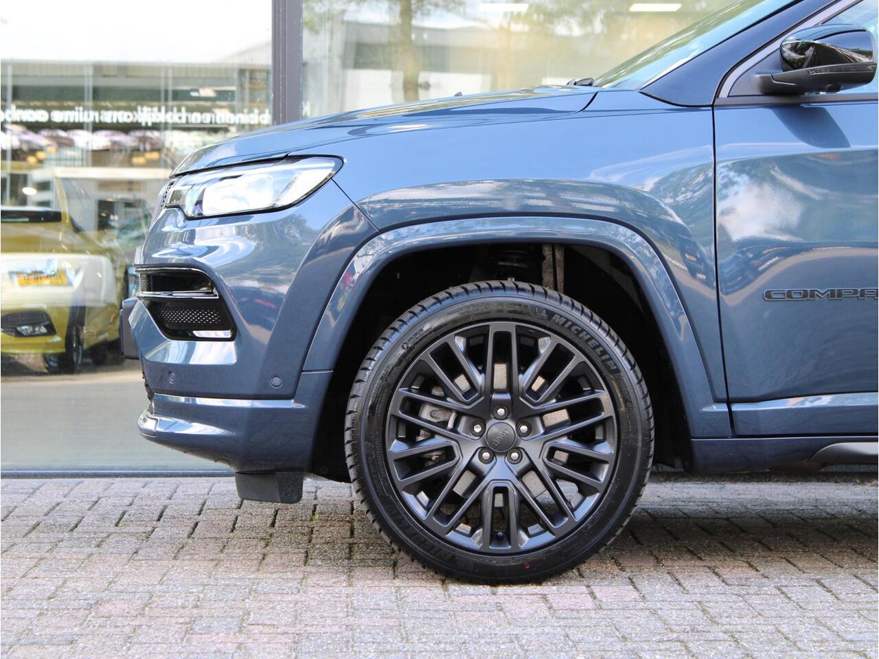 Jeep COMPASS 4xe 240 Plug-in Hybrid Electric S | Navi / Camera / Leder