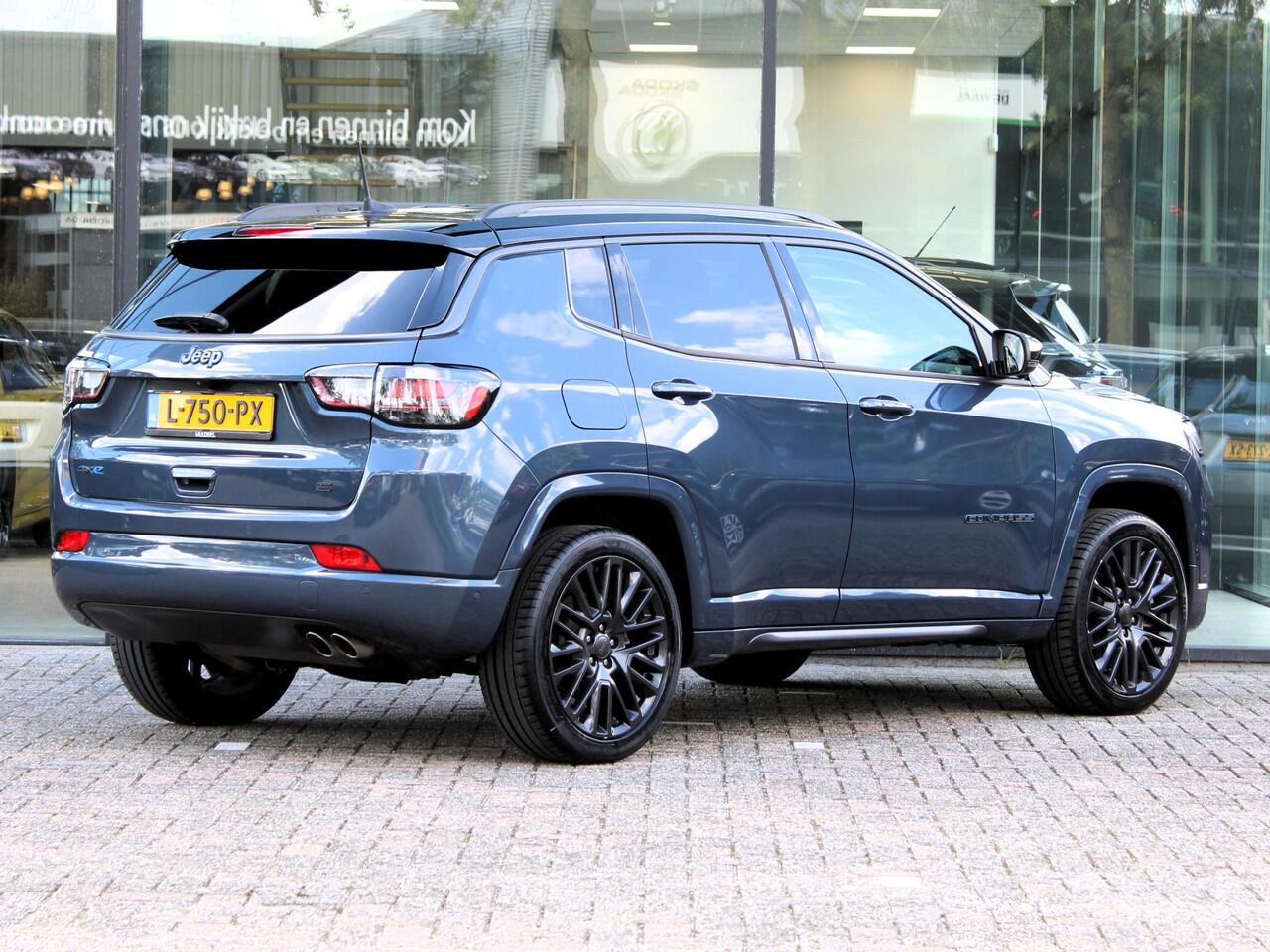 Jeep COMPASS 4xe 240 Plug-in Hybrid Electric S | Navi / Camera / Leder