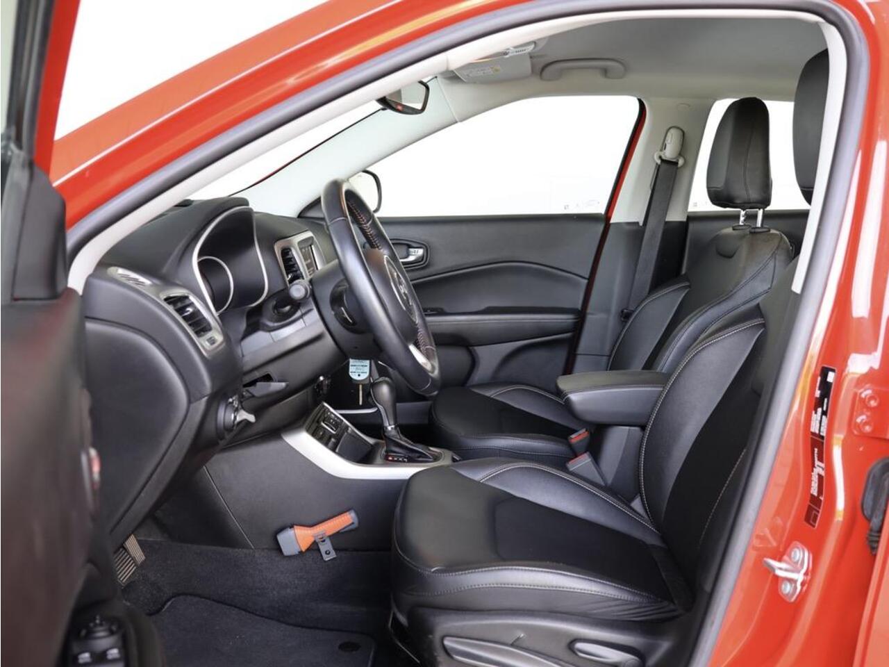 Jeep COMPASS 1.3T Sport | Automaat | Trekhaak | 19" | Navi |