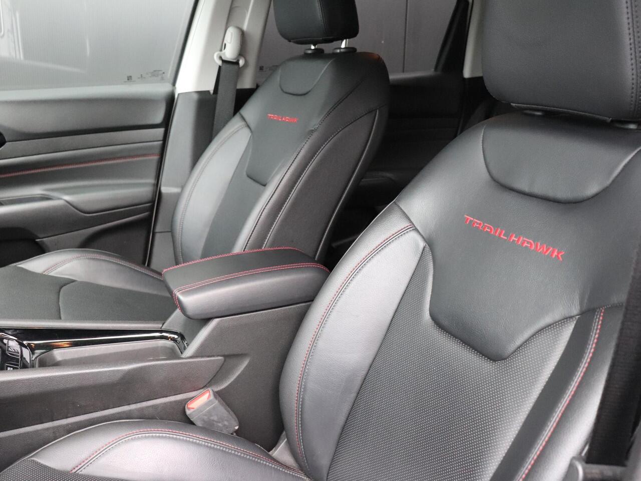 Jeep COMPASS 4xe 240 Plug-in Hybrid Electric Trailhawk 4WD | SOH 79% | CAMERA |LEDER | NAVi | LMV | PDC | ELECTR VERSTELB STOELEN MET MEMORY