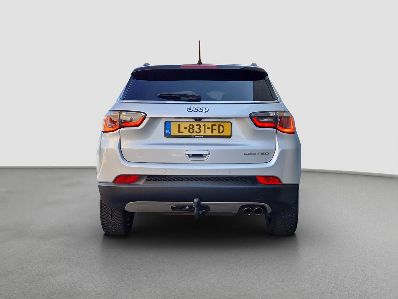 Jeep COMPASS 1.3T Limited Automaat | Trekhaak | BSD | DAB | Camera | Navi | Clima |
