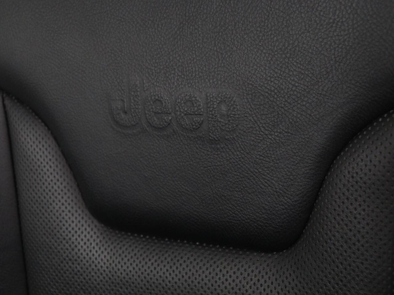 Jeep COMPASS 4xe 240 Plug-in Hybrid Electric S | Leder | Stoel & stuurverwarming | Alpine Sound | Camera | Bi-Xenon | Memory | Keyless | Carplay | Navigatie | PHEV