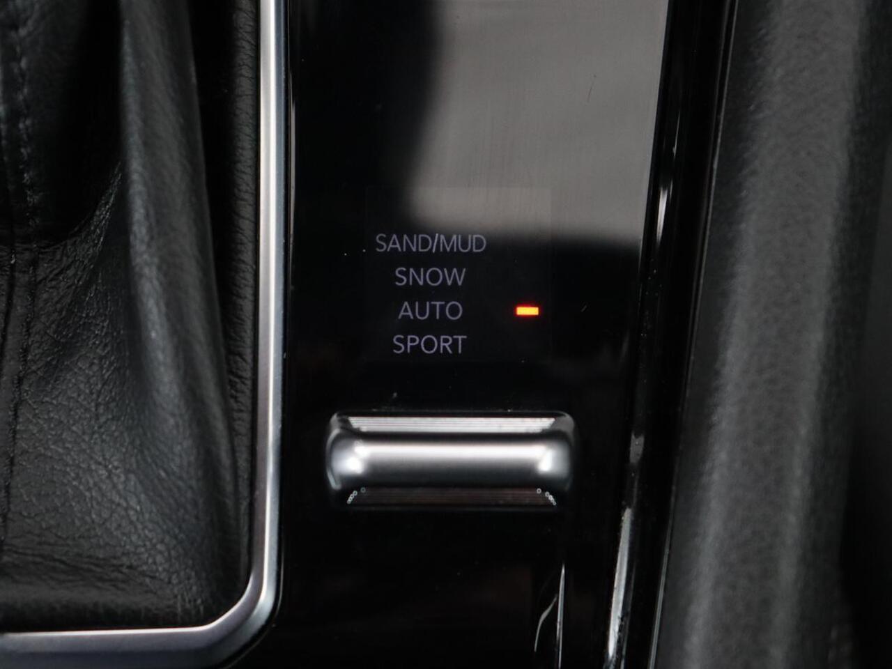 Jeep COMPASS 4xe 240 Plug-in Hybrid 80th Anniversary | SOH 80,5% | 360 Camera | Adaptive cruise | Full LED | Carplay | Keyless | Half leder | Navigatie | Park Assist | Climate control | PHEV