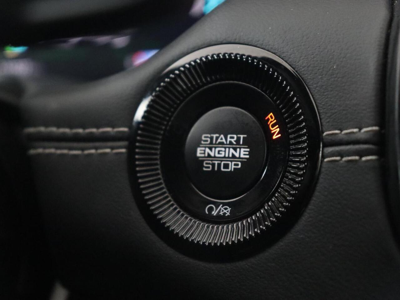 Jeep COMPASS 4xe 240 Plug-in Hybrid 80th Anniversary | SOH 80,5% | 360 Camera | Adaptive cruise | Full LED | Carplay | Keyless | Half leder | Navigatie | Park Assist | Climate control | PHEV