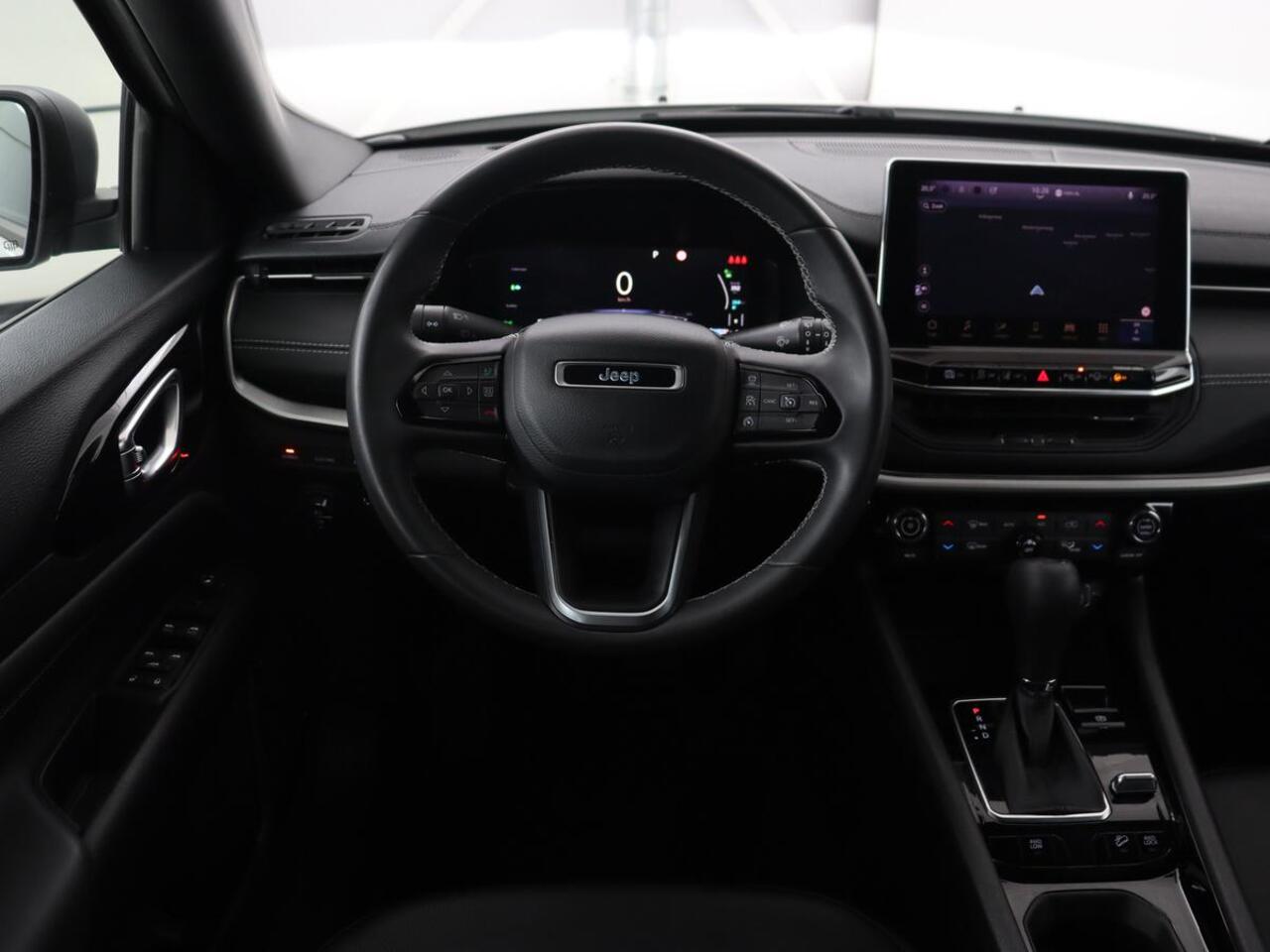 Jeep COMPASS 4xe 240 Plug-in Hybrid 80th Anniversary | SOH 80,5% | 360 Camera | Adaptive cruise | Full LED | Carplay | Keyless | Half leder | Navigatie | Park Assist | Climate control | PHEV