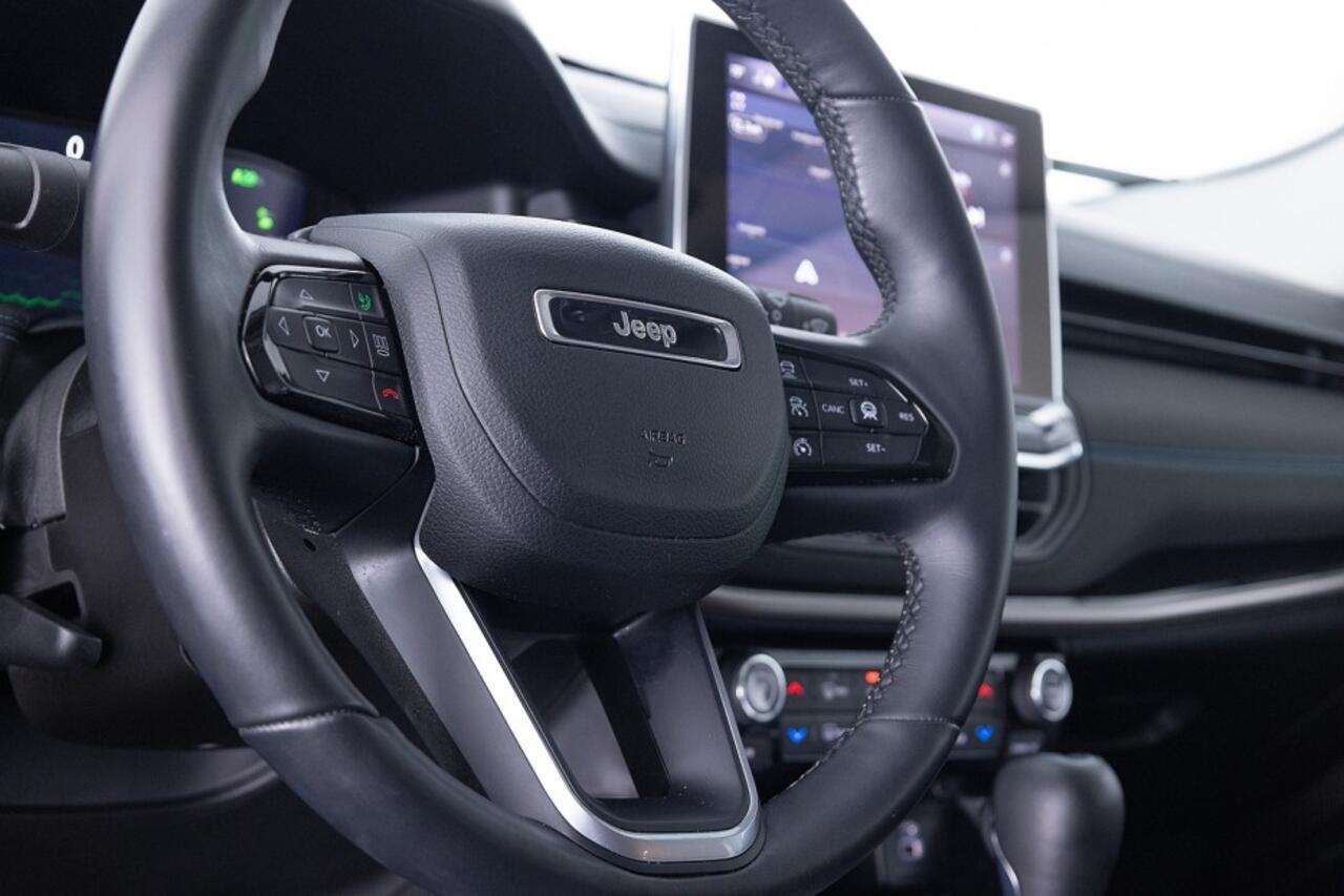 Jeep COMPASS 4 x e 240 Plug-in Hybrid Upland | Full LED | ECC | PDC | CARPLAY | Half LEDER