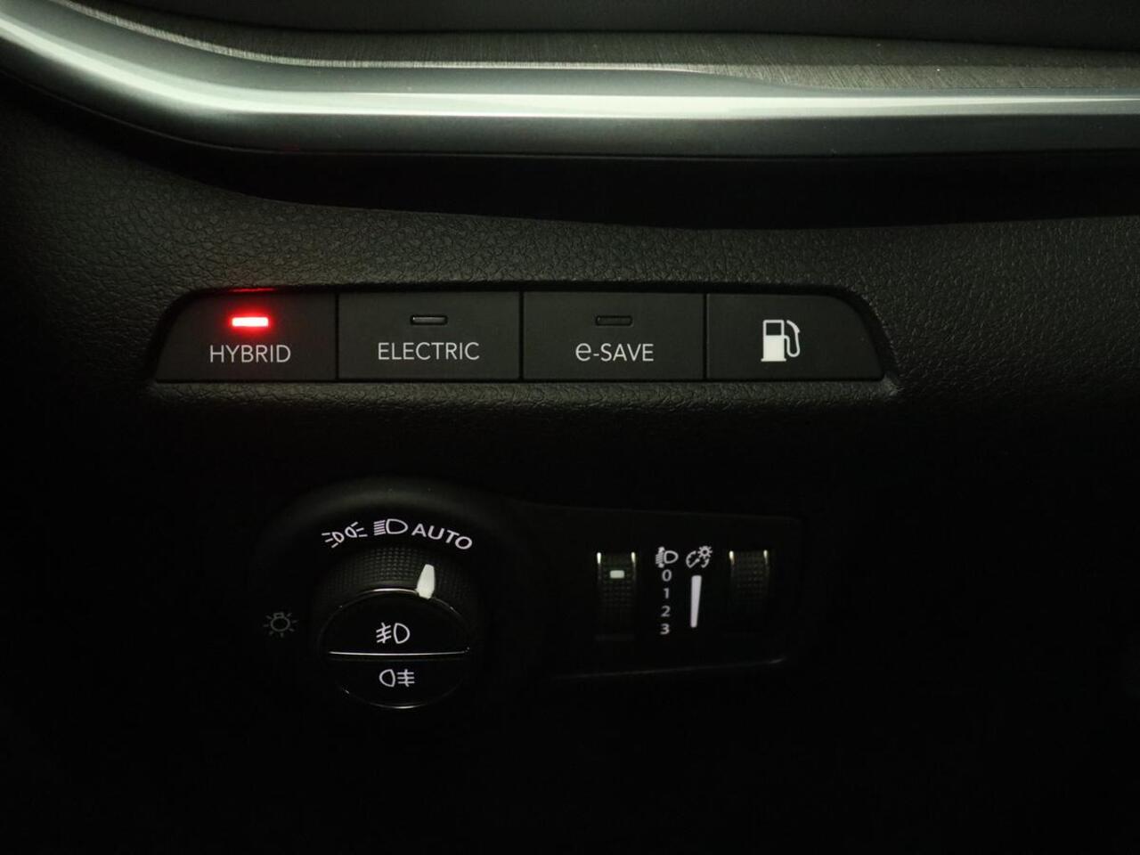 Jeep COMPASS 4xe 240 Plug-in Hybrid Electric S | Leder | Stoel & stuurverwarming | Adaptive cruise | Camera | Carplay | Keyless | Elektrische stoelen | 19'' | Digital Cockpit | Navigatie | PHEV | Plug In