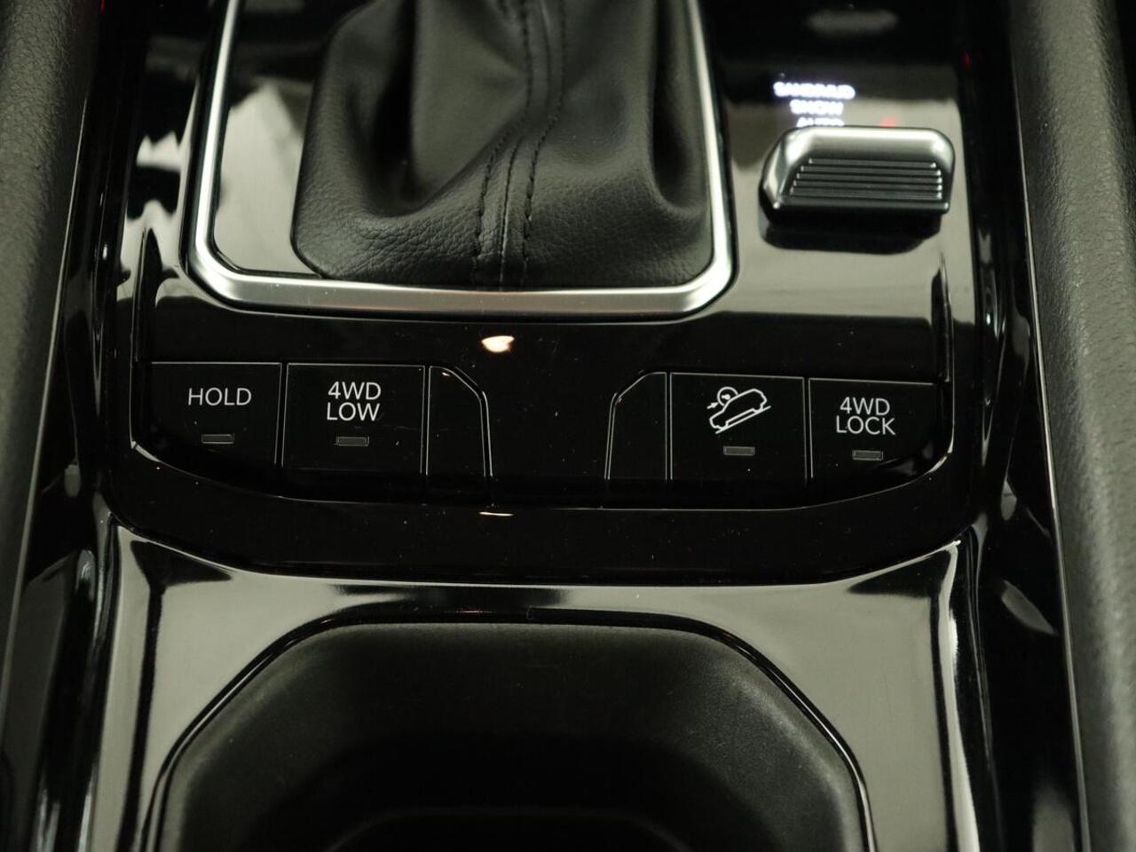 Jeep COMPASS 4xe 240 Plug-in Hybrid Electric S | Leder | Stoel & stuurverwarming | Adaptive cruise | Camera | Carplay | Keyless | Elektrische stoelen | 19'' | Digital Cockpit | Navigatie | PHEV | Plug In