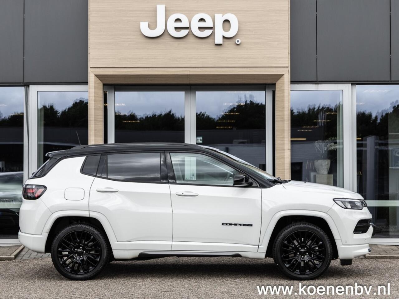 Jeep COMPASS 4xE 240pk PHEV S Automaat / 4WD / Lederen bekleding