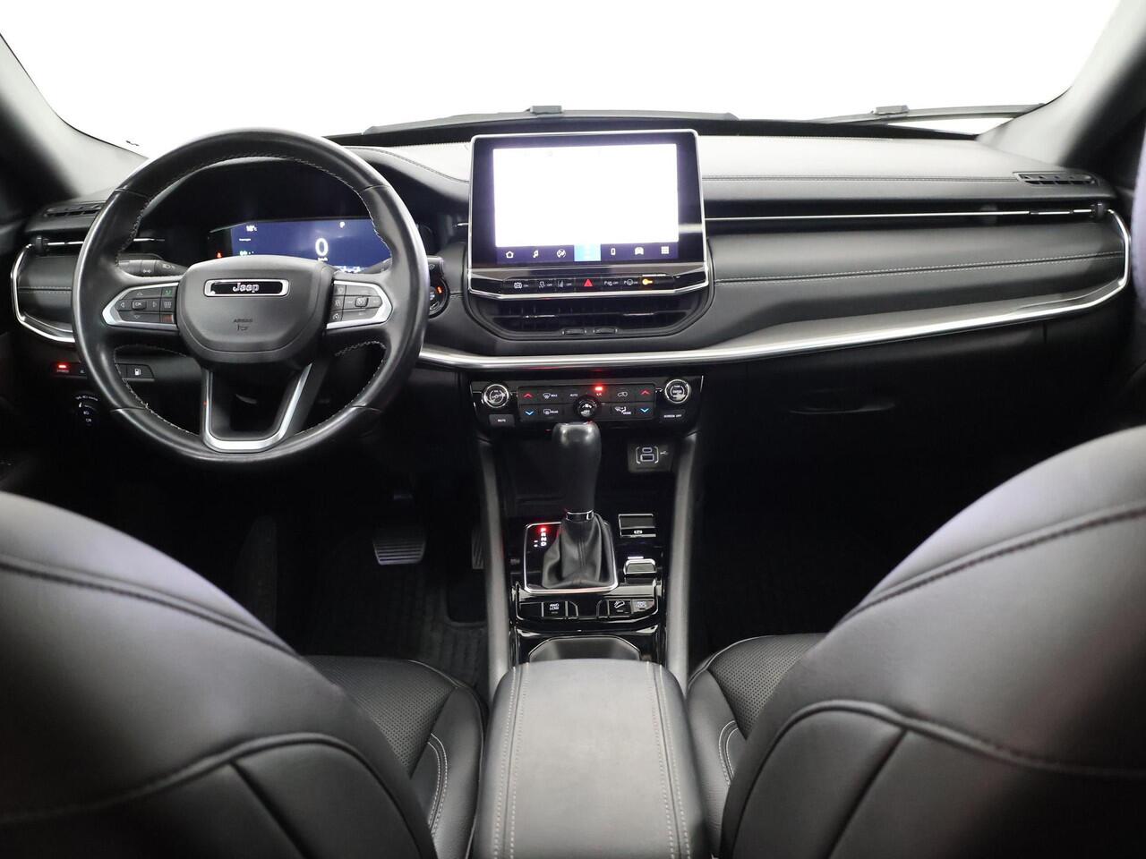 Jeep COMPASS 4xe 240 Plug-in Hybrid Electric S | Panoramadak | Navigatie | Parkeercamera | Stoelverwarming/Ventilatie | Keyless Go | Elektr. Achterklep |