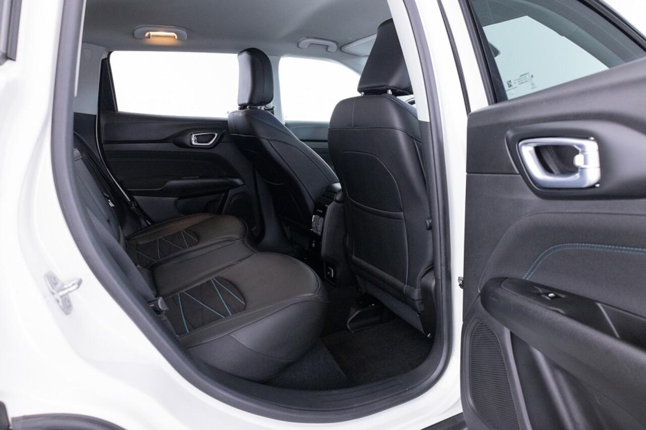 Jeep COMPASS 4 x e 240 Plug-in Hybrid Upland | Full LED | ECC | PDC | CARPLAY