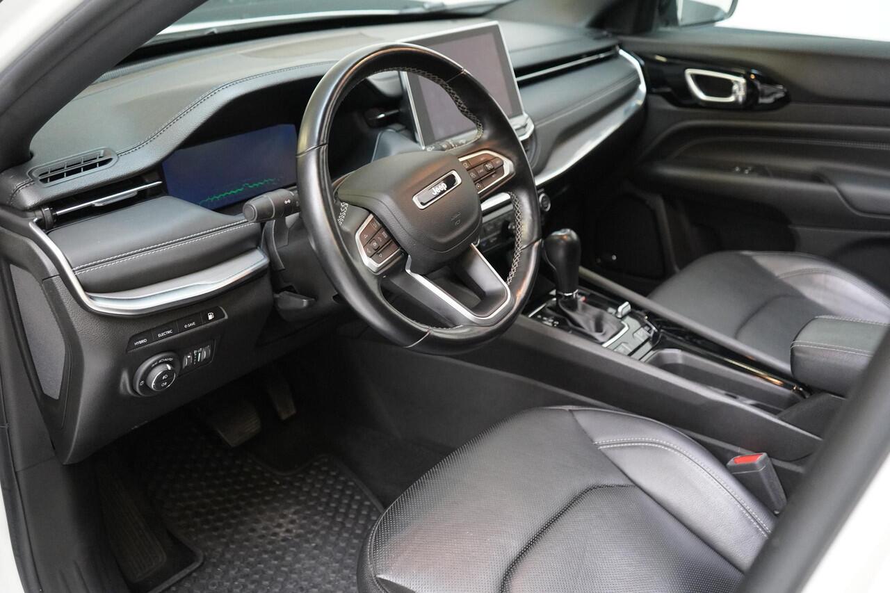 Jeep COMPASS 4xe 240 Plug-in Hybrid S | Panoramadak | Trekhaak | Leder | Alpine Sound | Memory