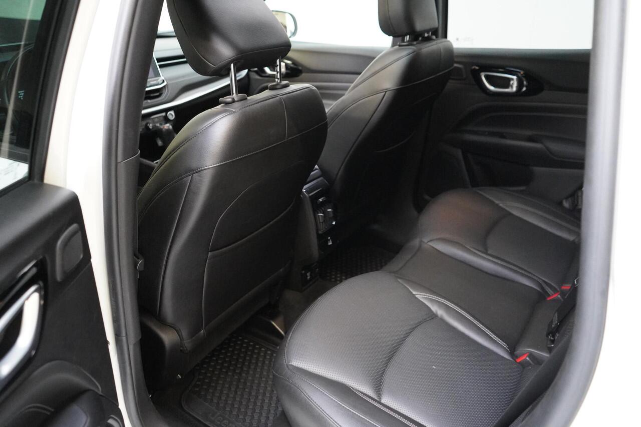 Jeep COMPASS 4xe 240 Plug-in Hybrid S | Panoramadak | Trekhaak | Leder | Alpine Sound | Memory