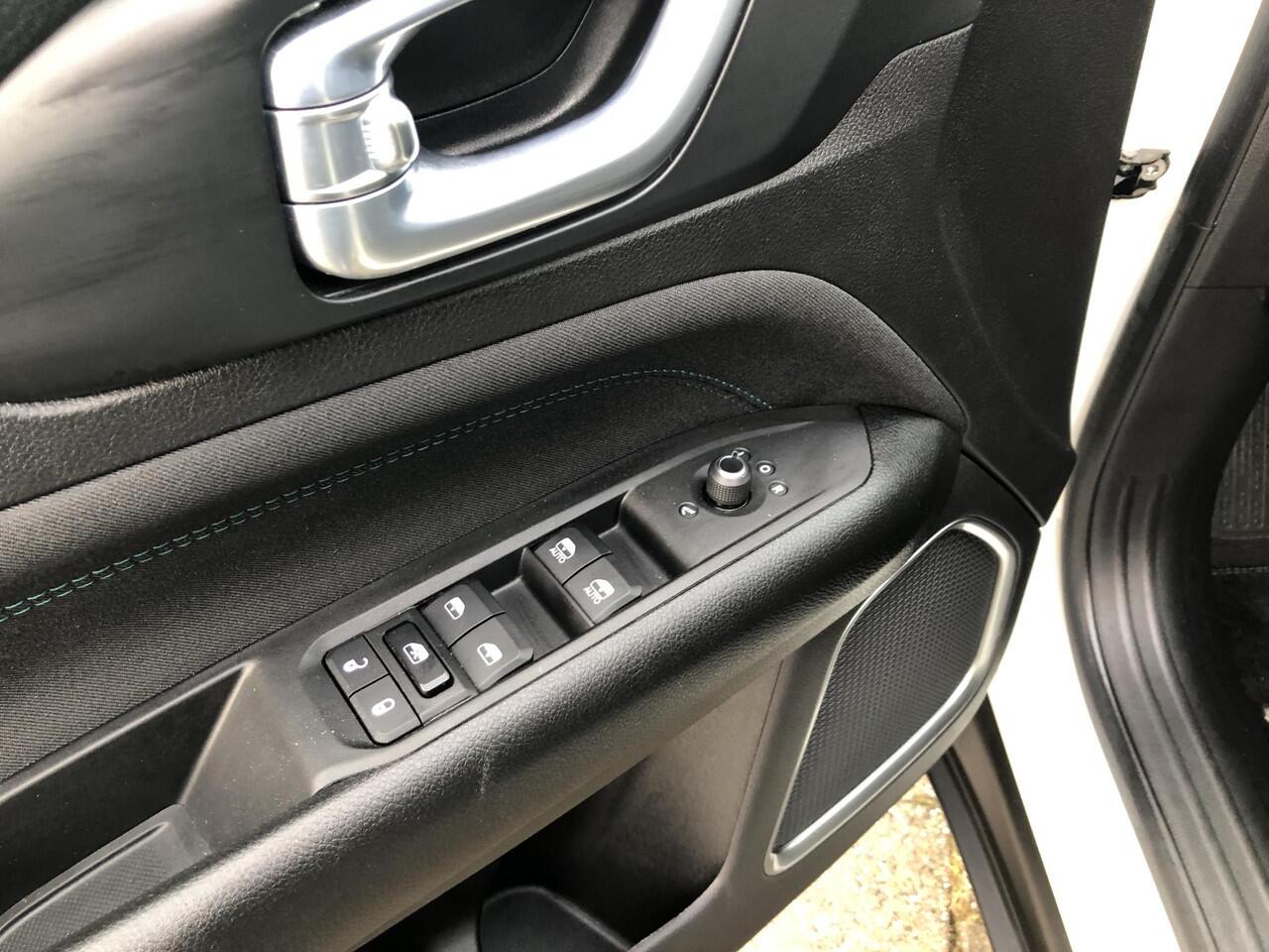 Jeep COMPASS 4xe 240 Plug-in Hybrid Electric Upland NAVI|CLIMATE|APPLE/ANDROID|CAMERA|ACC|18"