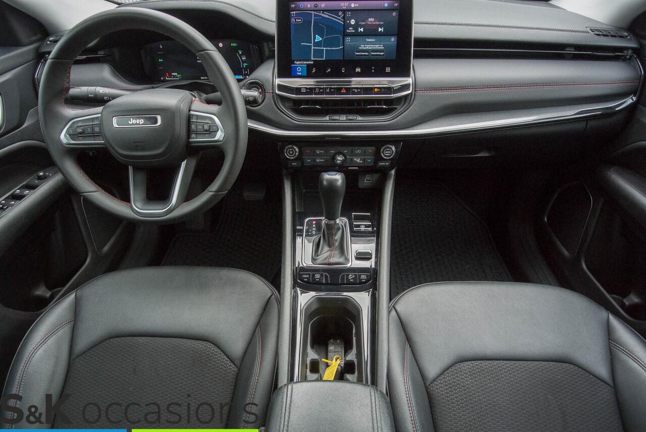 Jeep COMPASS 4xe 240PK PHEV Trailhawk PANO