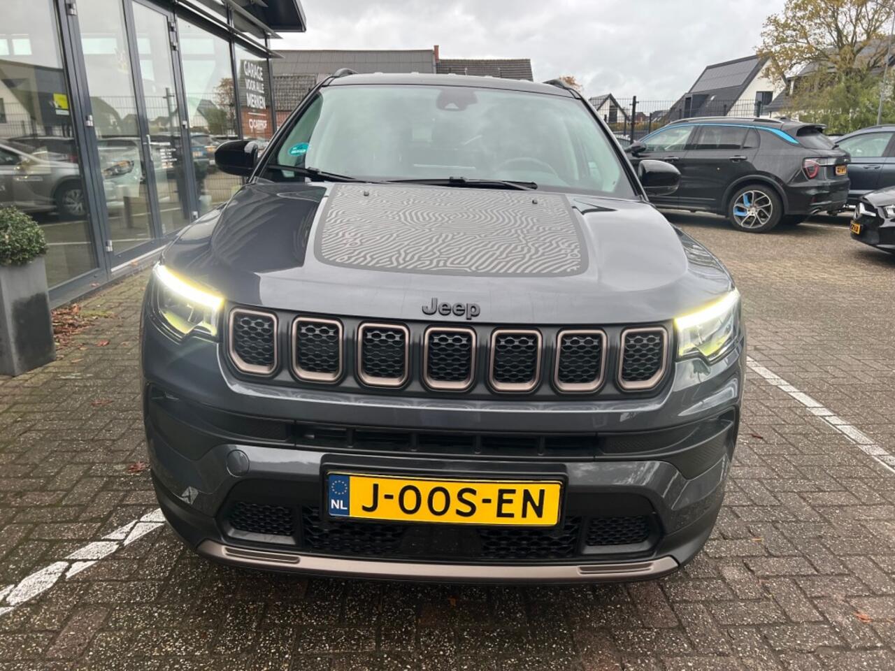 Jeep COMPASS 4XE 240 HYB. UPLAND