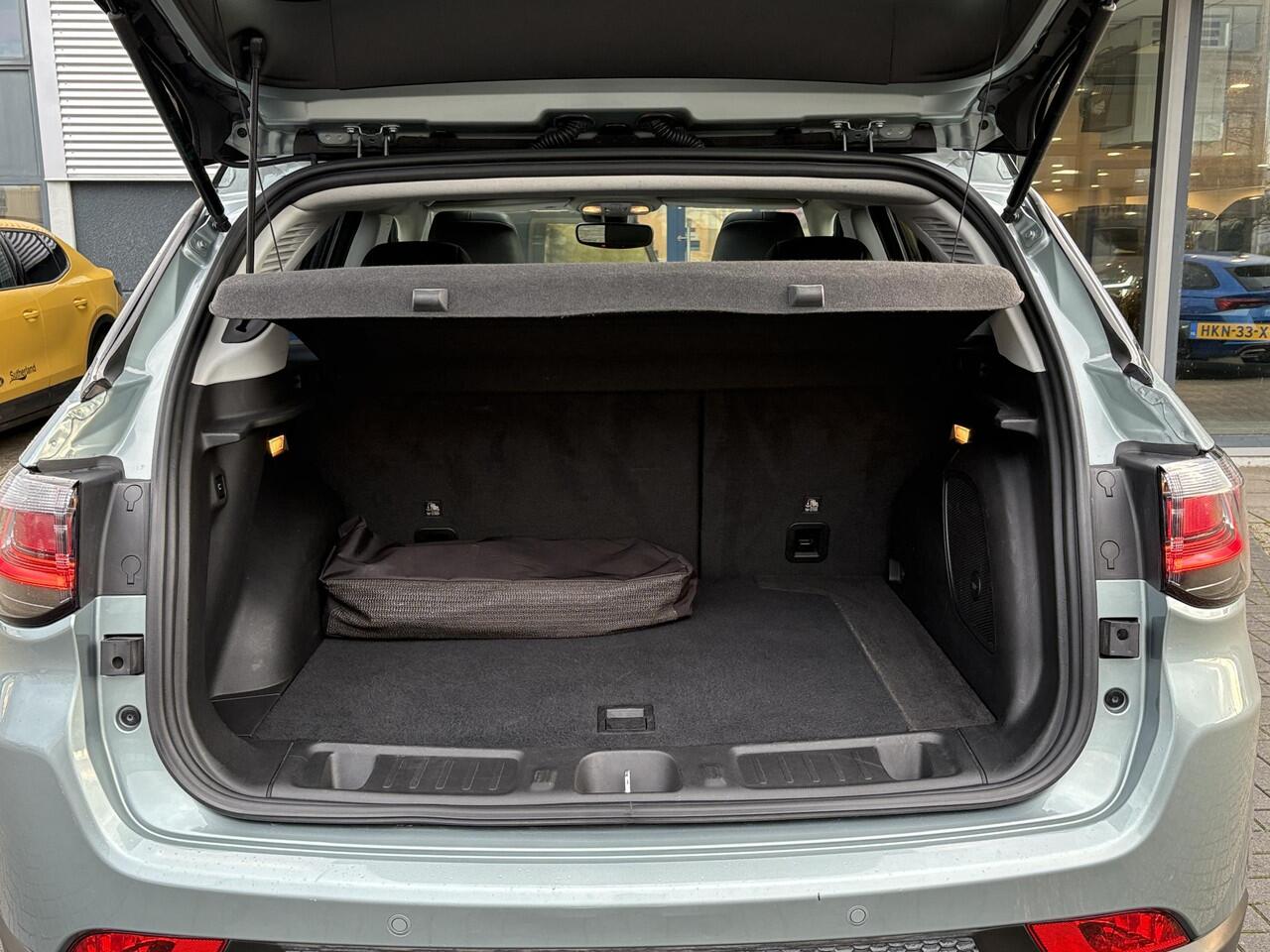 Jeep COMPASS 4xe 190 Plug-in Hybrid Electric Limited Business Elek. Kofferklep | Panoramadak | 360 Camera | Alpine Sound System |