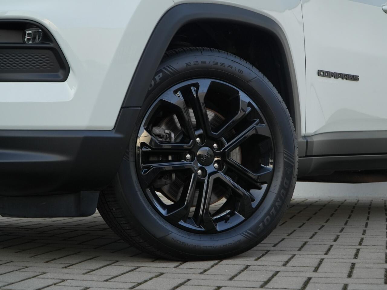 Jeep COMPASS 4xe 240 PK Hybrid Upland | Navi | Carplay | Winter | Camera