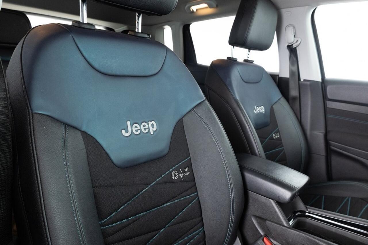 Jeep COMPASS 4 x e 240 Plug-in Hybrid Upland | Half LEDER | Camera | LED | CARPLAY