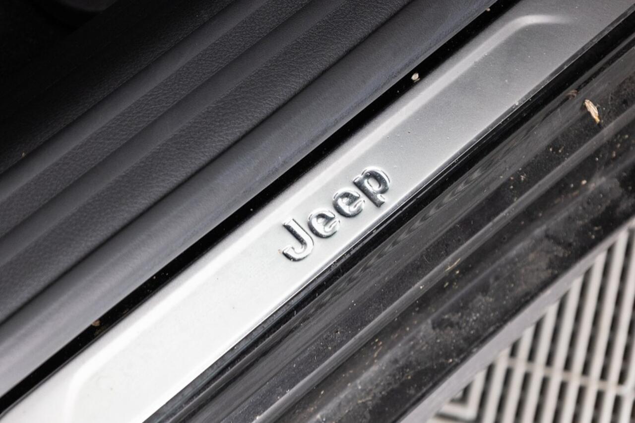 Jeep COMPASS 4xe 240 Plug-in Hybrid Electric S | LEDER | CARPLAY | LED | CAMERA