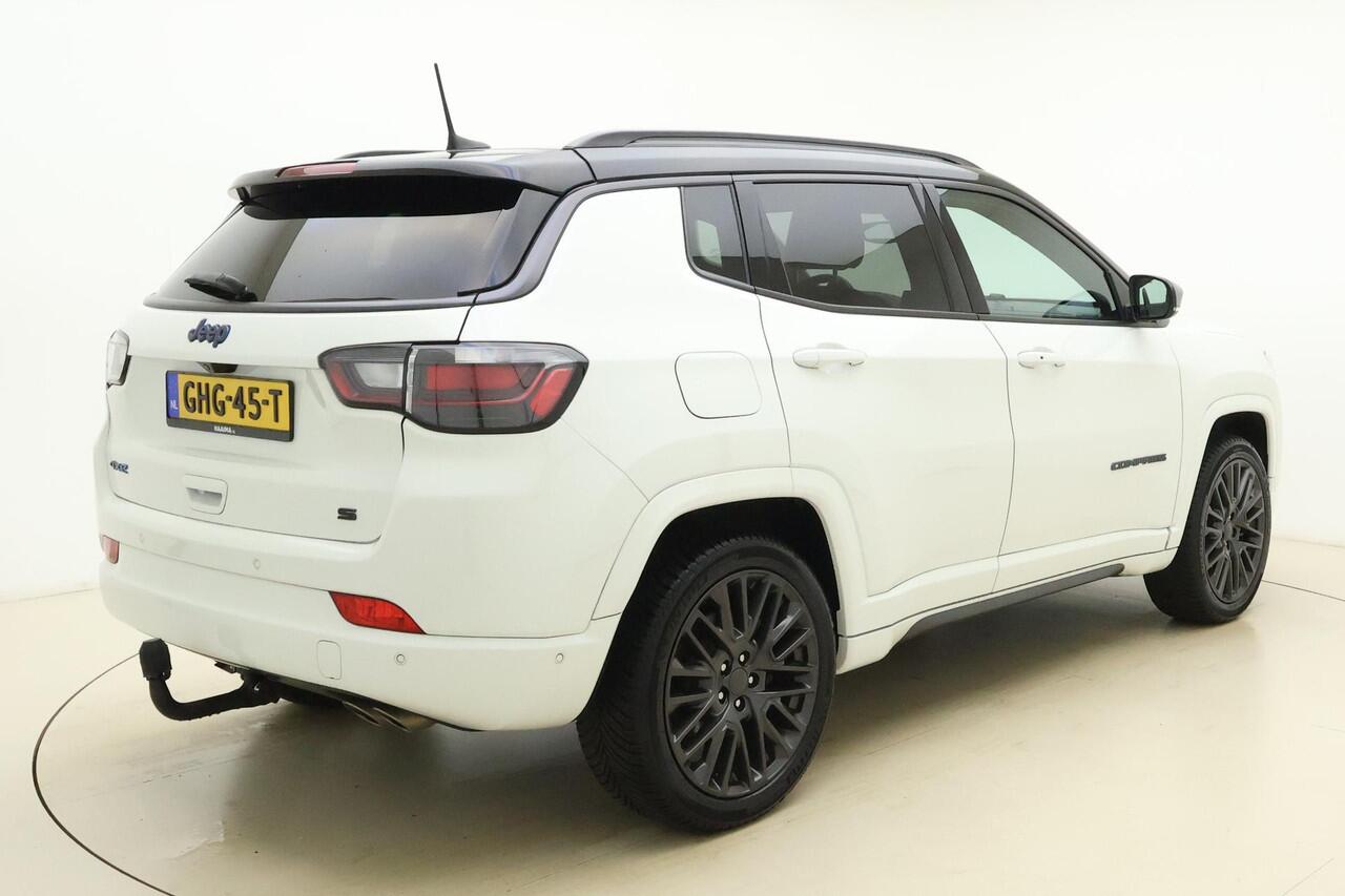 Jeep COMPASS 4xe 240 Plug-in Hybrid Electric S Leder | Navigatie | trekhaak | keyless start | camera achter | stoelverwarming