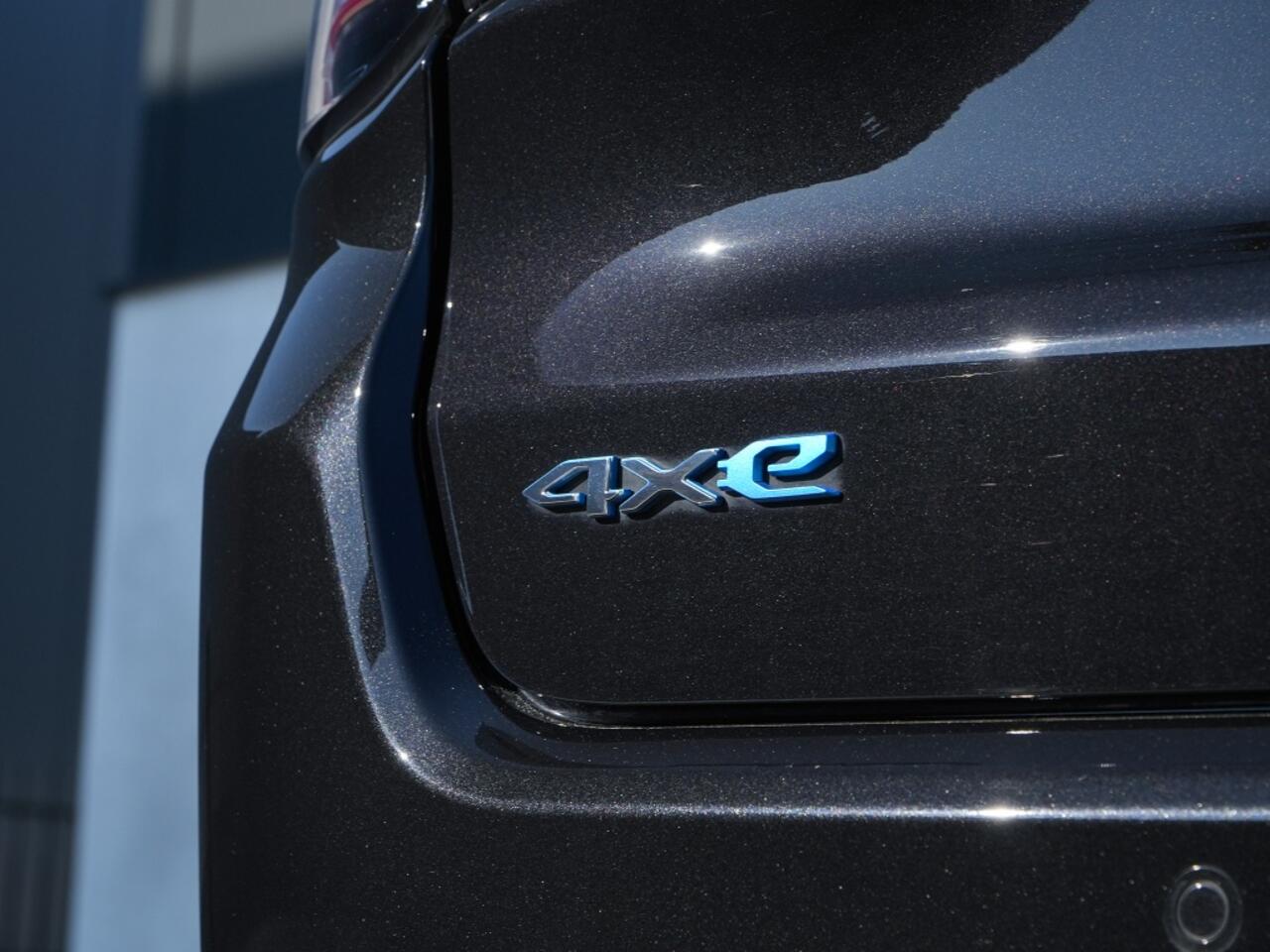 Jeep COMPASS 4xe 190 PK Hybrid Limited | Leder | Carplay | 360cam | 19"