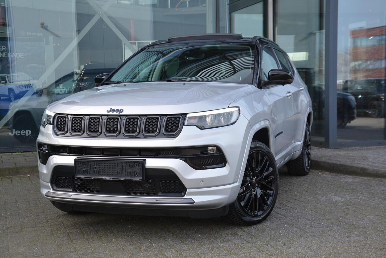 Jeep COMPASS 4xe 240 Plug-in Hybrid Electric S | Pano dak | Memory | 360 camera