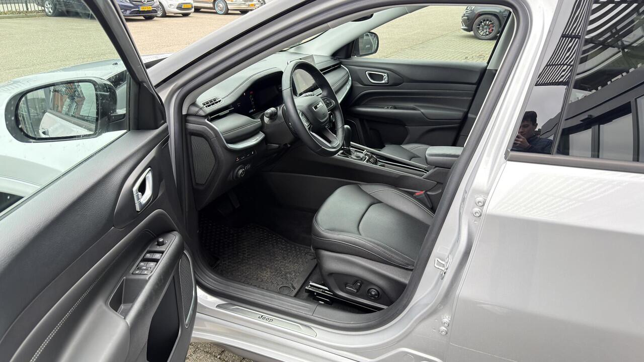 Jeep COMPASS 4xe 240 Plug-in Hybrid Electric S | Winter pack | 19 inch |