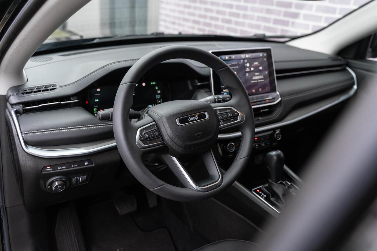 Jeep COMPASS 4xe 190 Plug-in Hybrid Electric Limited Lease Ed. Achteruitrij camera | Apple Carplay\ Android auto | Navigatie | adaptive cruise control | Keyless entry