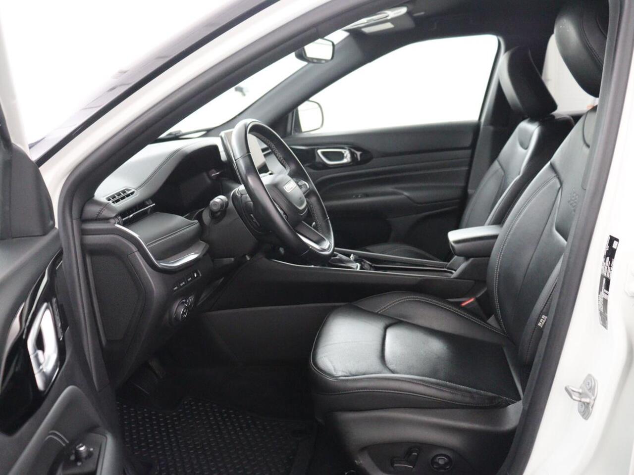 Jeep COMPASS 4xe 240 Plug-in Hybrid Electric S | Leder | 360 camera | Stoelventilatie | Adaptive cruise | Alpine Sound | Carplay | Navigatie | PHEV